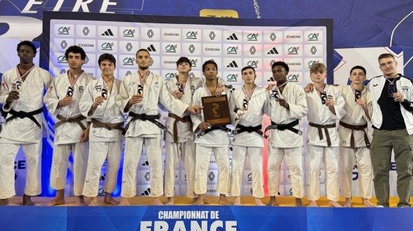Judo Paris 17 est Champion de France Cadet !