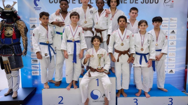 Les Minimes parisiens en Bronze